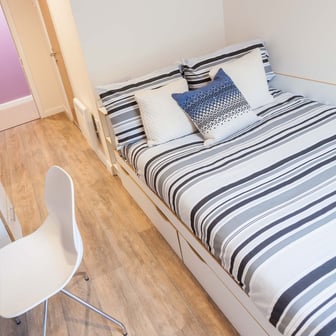 En Suite Classic - Image 4